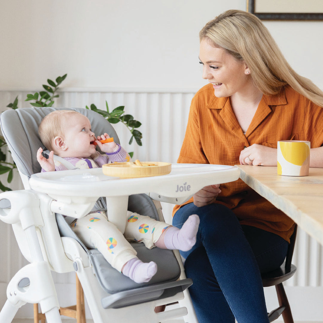 Joie highchairs collection featuring adjustable baby highchairs designed for comfortable, safe and practical mealtimes for babies and toddlers.