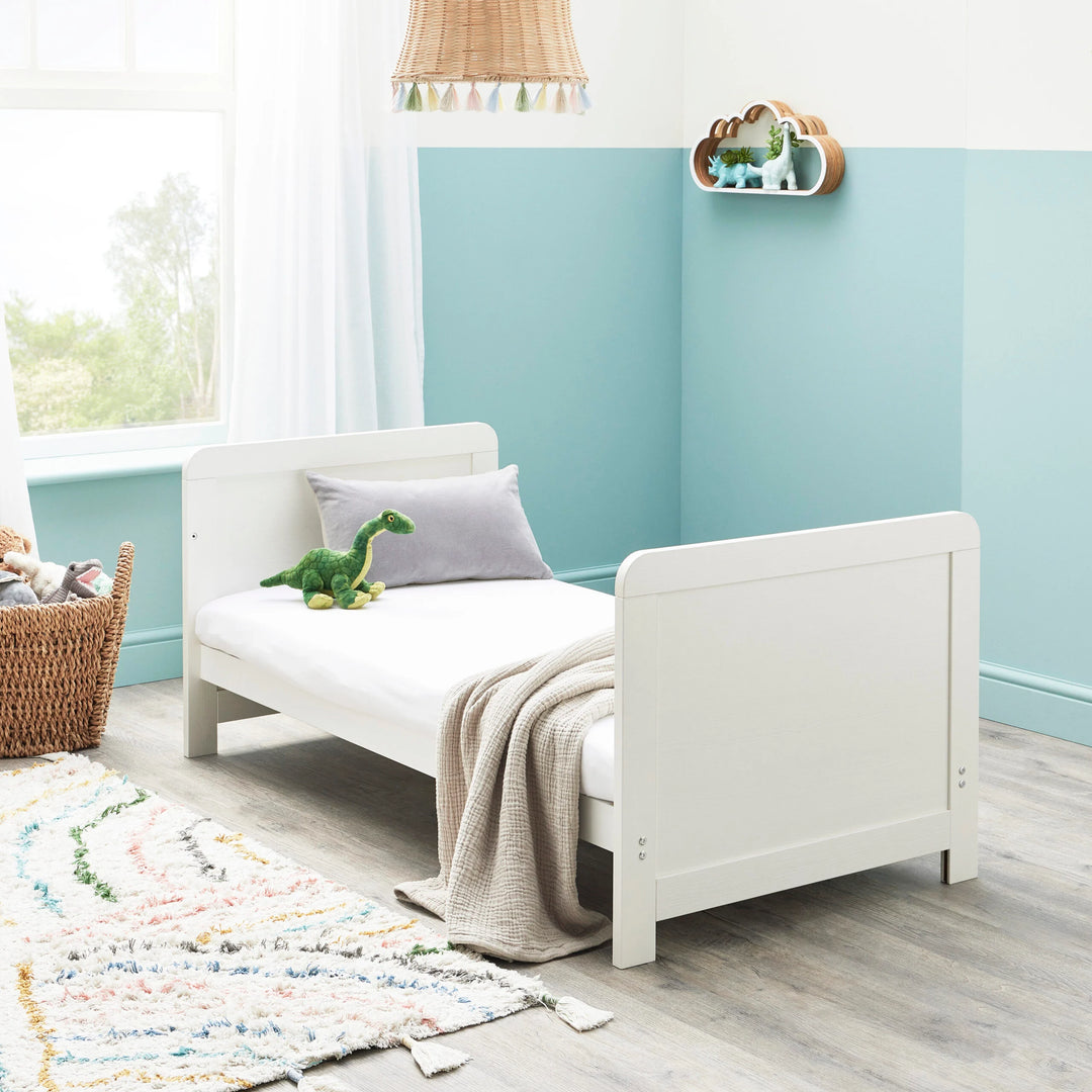 Babymore Caro Cot Bed – White Wash