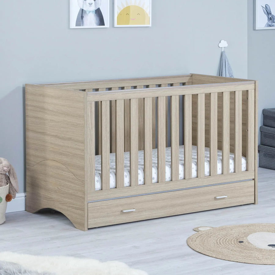 babymore Veni Cot Bed in Oak with drawer