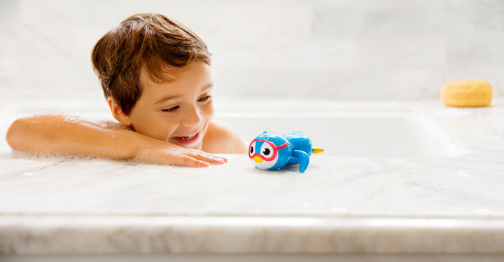Munchkin Wind Up Swimming Penguin