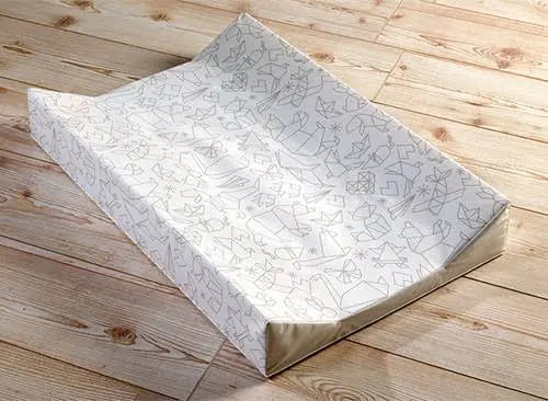 East Coast Nursery Wedge Changing Mat – Wedge