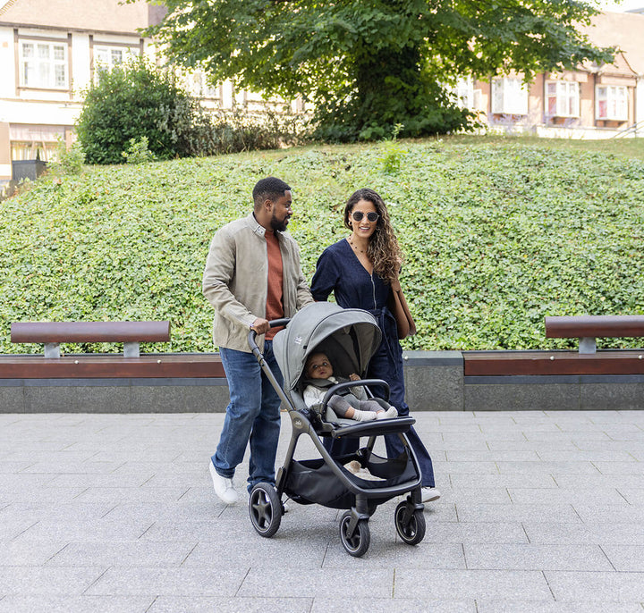 Joie finiti™ Signature Pushchair – Eclipse