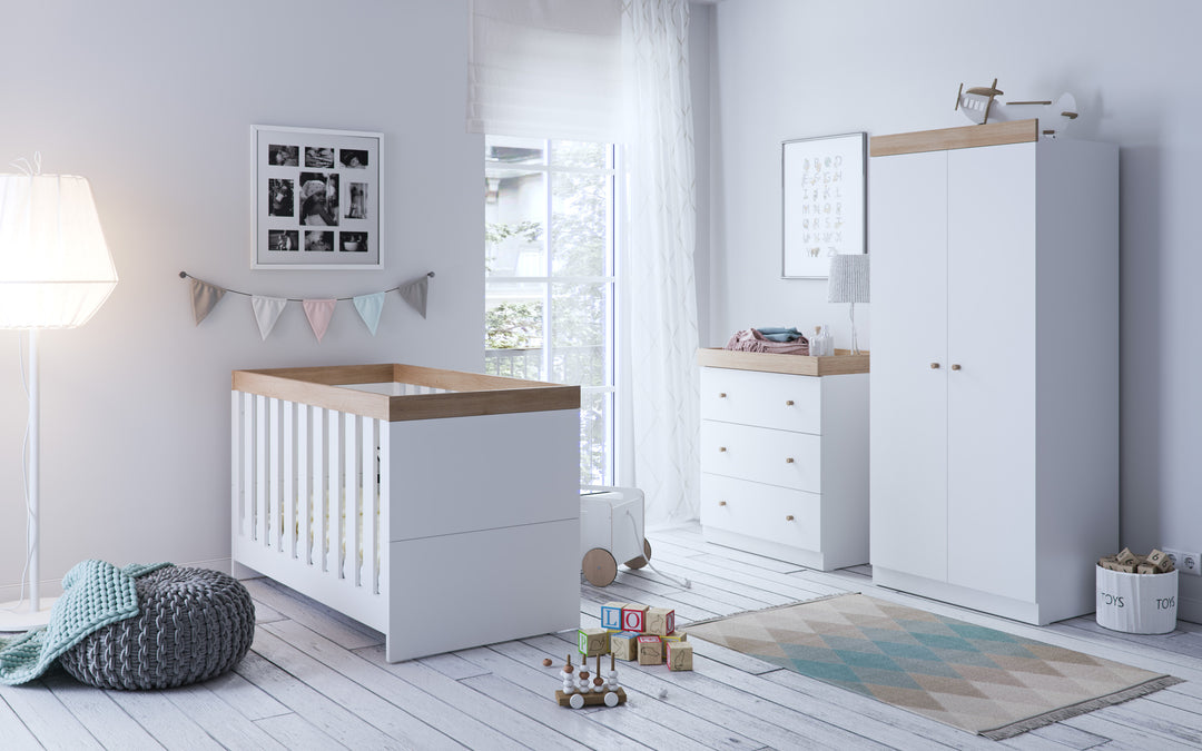 Little Acorns Burlington Cot Bed – White & Oak