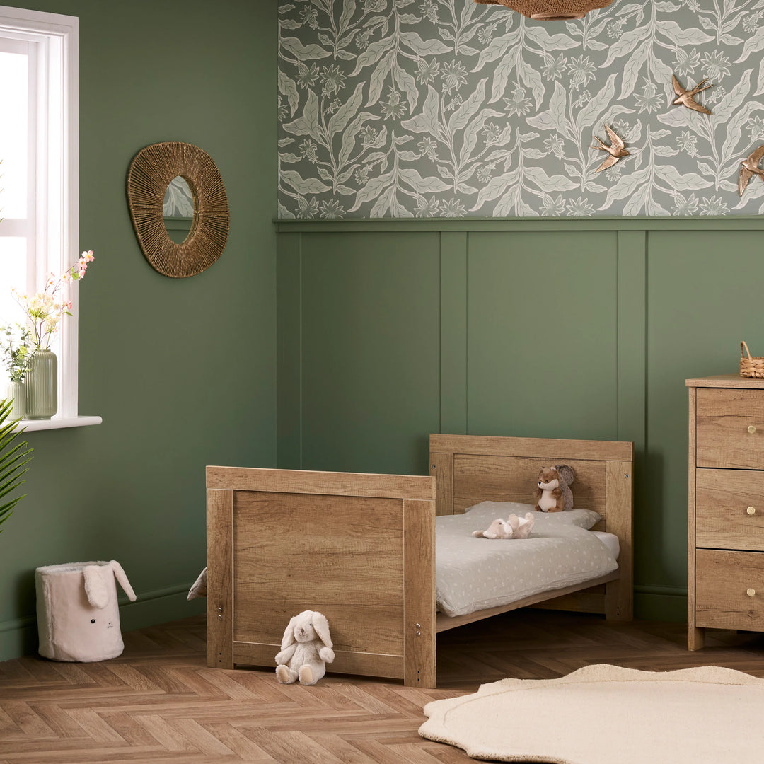 Obaby Nika 2 Piece Nursery Room Set – Oak