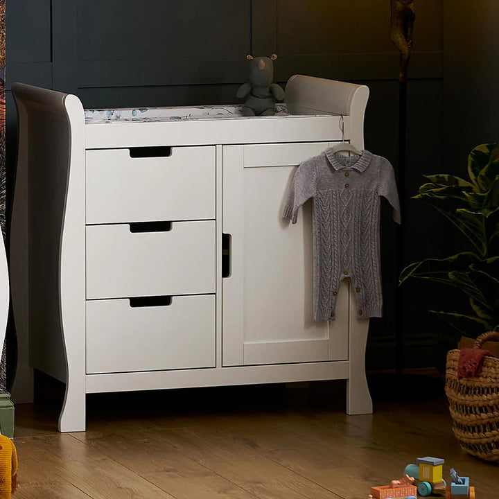 Stamford Luxe Sleigh 3 Piece Room Set - White