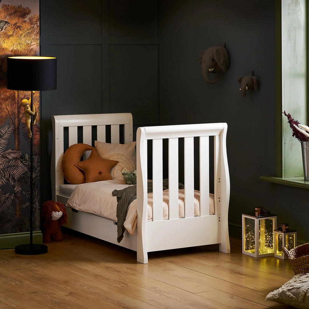 Stamford Luxe Sleigh 3 Piece Room Set - White