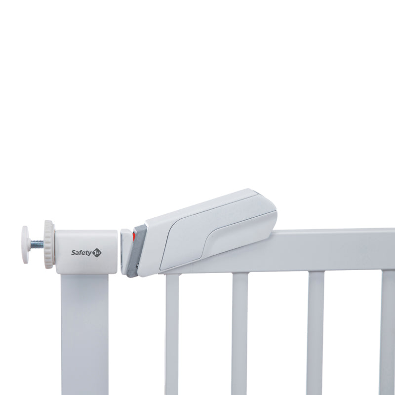 Safety 1st SecurTech Flat Step Metal Safety Gate
