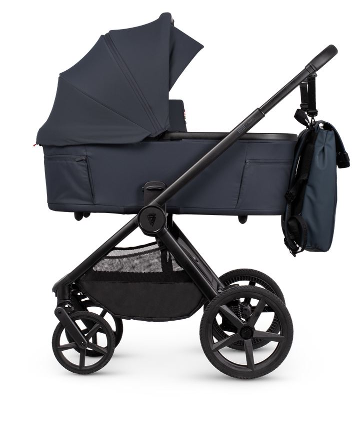 Hunter x Venicci Upline 3 Navy Pram