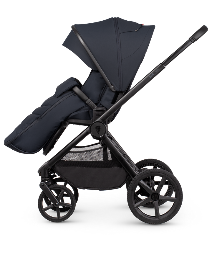 Hunter x Venicci Upline 3 Navy Pram