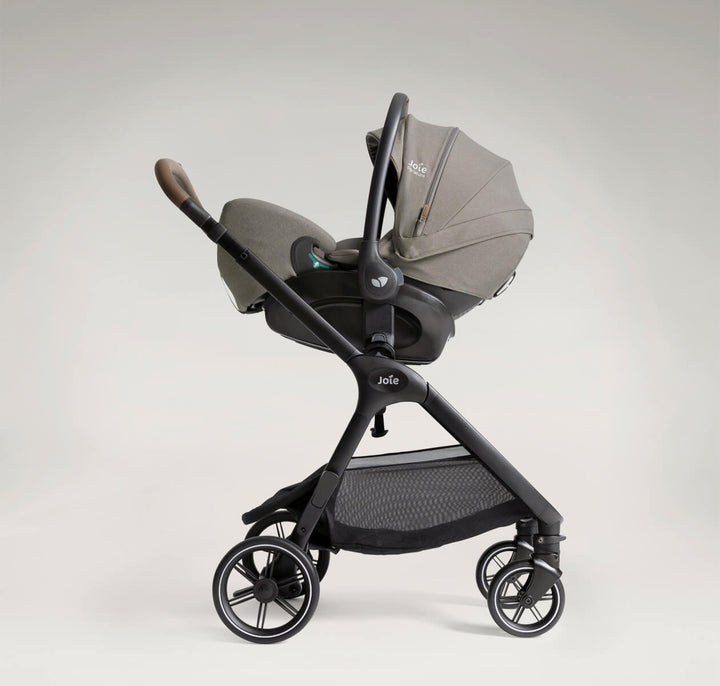Joie Signature Valora Travel Ready Bundle – Maple