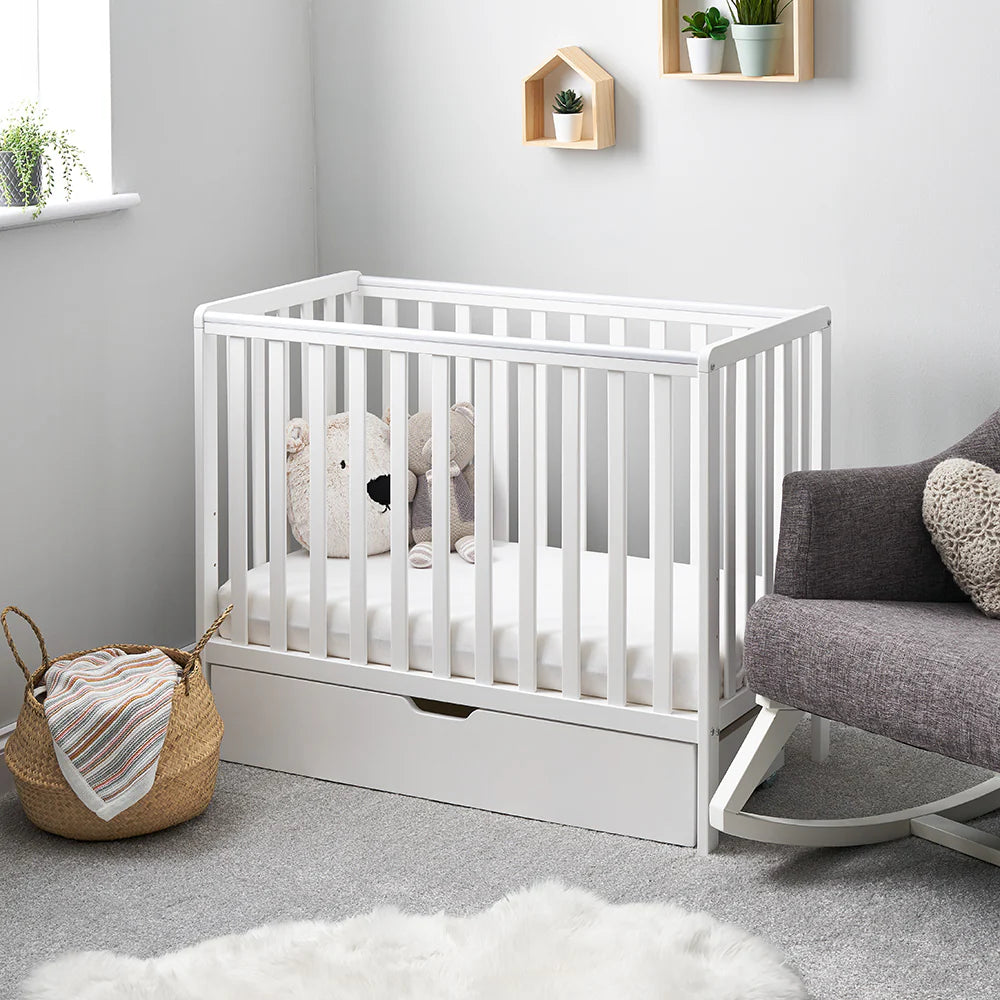 Obaby Bantam Space Saver Cot - White