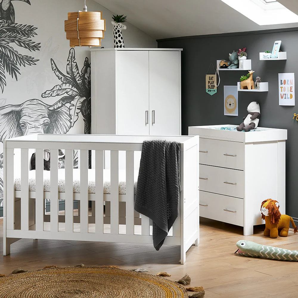 Obaby Nika 3 Piece Nursery Room Set – White Wash