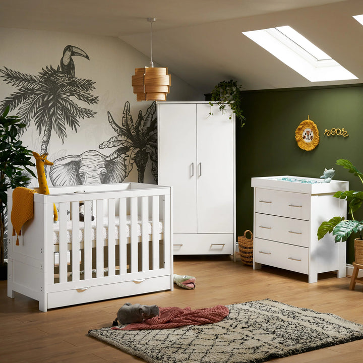 Obaby Nika Mini 3 Piece Nursery Room Set – White Wash